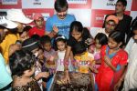 Vivek Oberoi celebrates bday with cpaa kids in Wadala on 12th Sept 2010 (16).JPG